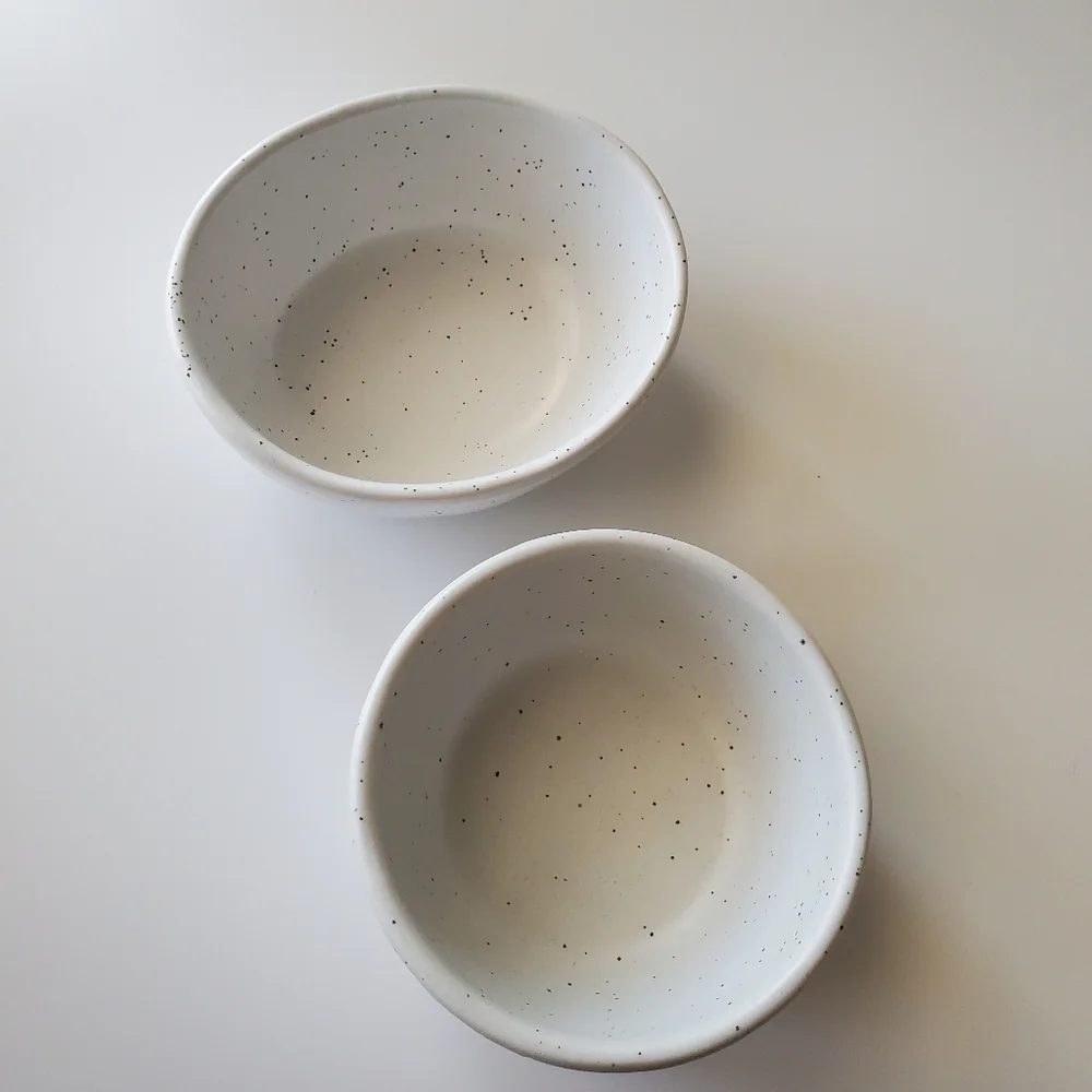NEW Threshold Minimalist Speckled Organic Shape Oval Round Small Dipping Bowls